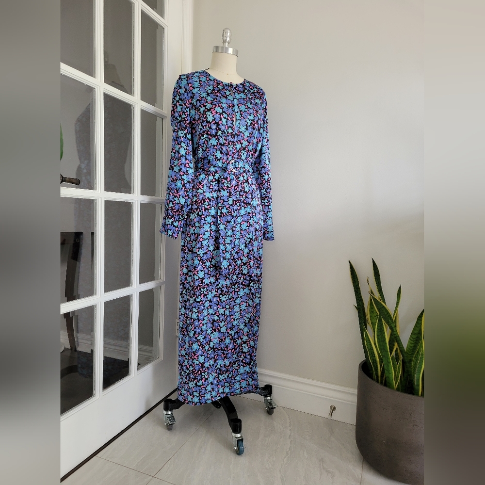 Never worn ZARA long sleeve full length floral dress